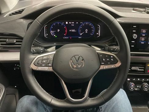 Certified 2023 Volkswagen Taos SEL AWD/4WD image 19