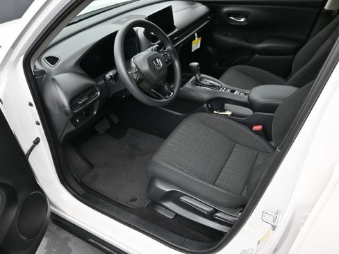 Certified 2026 Honda HR-V LX image 24