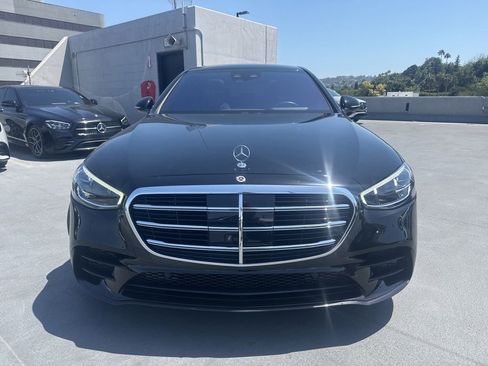 Used 2022 Mercedes-Benz S 500 4MATIC image 2