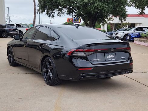 Used 2023 Honda Accord Sport image 6