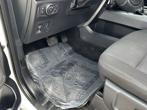 Used 2018 Ford F150 XLT w/ Equipment Group 301A Mid RWD image 18
