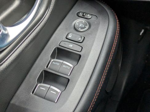 Certified 2026 Honda HR-V Sport image 32