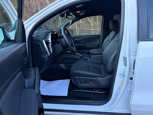 Used 2025 GMC Canyon Elevation w/ Convenience Package image 14