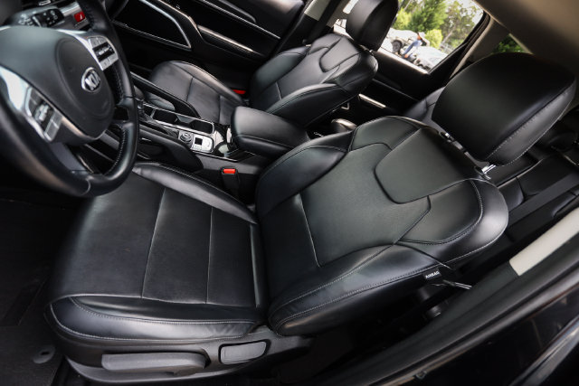 Used 2021 Kia Telluride LX AWD/4WD image 42