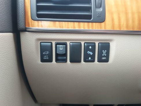 Used 2015 Nissan Armada Platinum w/ Platinum Reserve Package AWD/4WD image 29