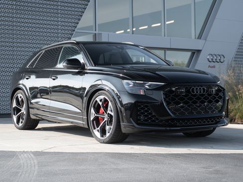 New 2026 Audi RS Q8 performance image 1