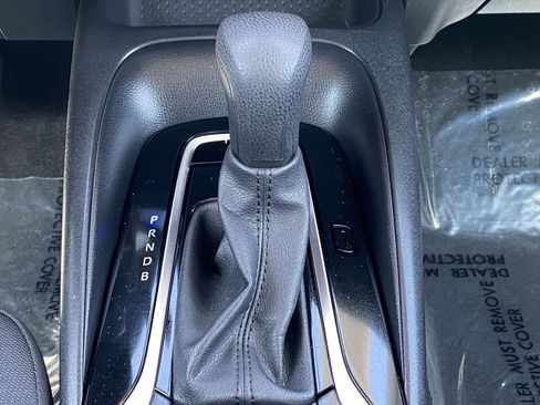 Certified 2024 Toyota Corolla LE image 33