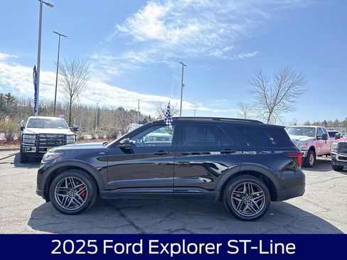 Used 2025 Ford Explorer ST-Line w/ Premium Package AWD/4WD image 10
