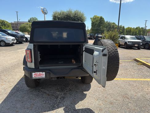 Used 2022 Ford Bronco Outer Banks w/ Sasquatch Package AWD/4WD image 28