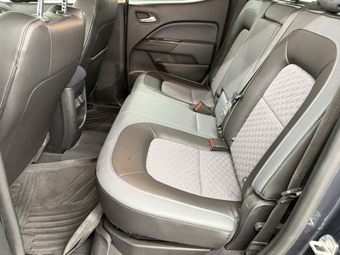 Used 2019 Chevrolet Colorado Z71 image 36