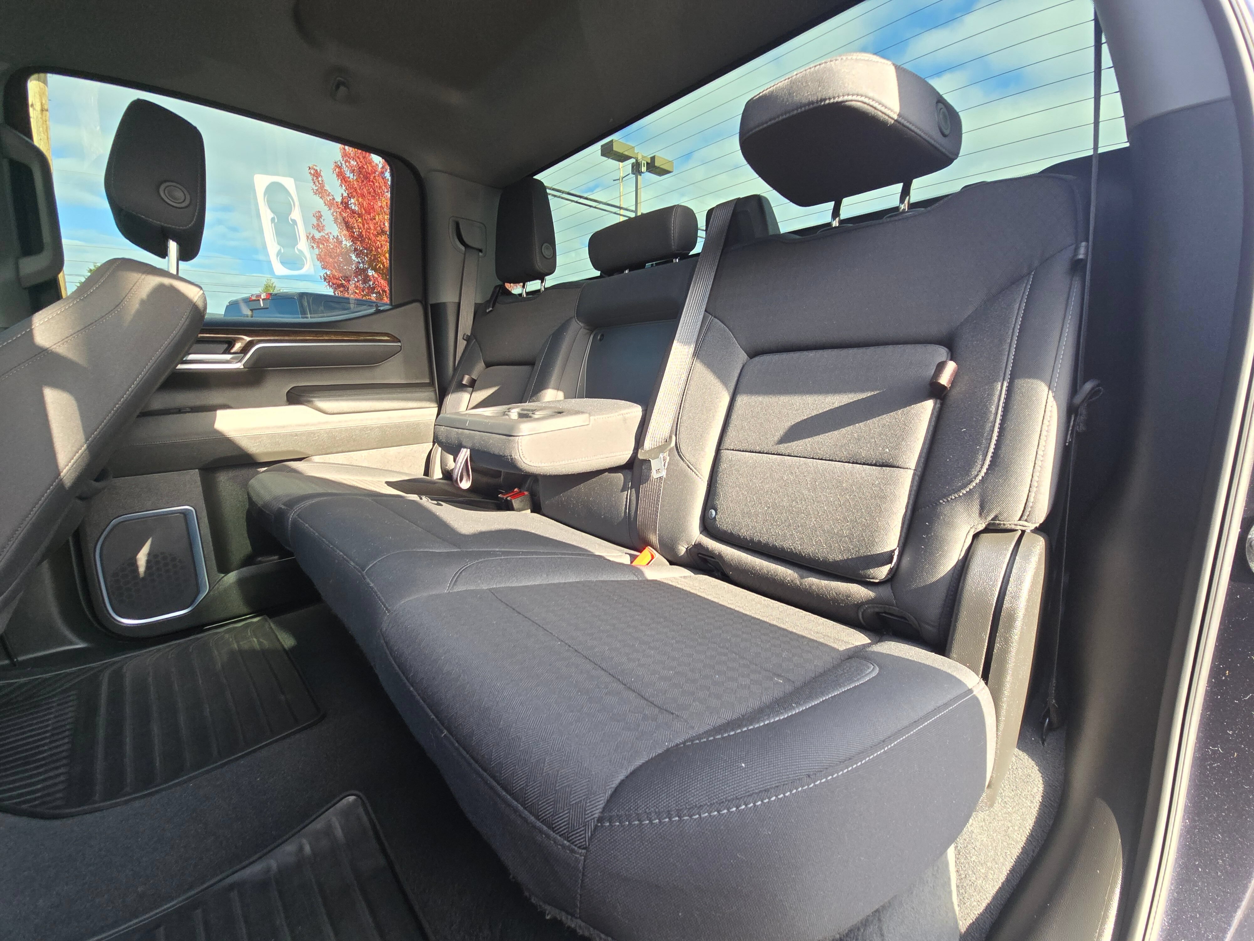 Used 2025 GMC Sierra 1500 Elevation AWD/4WD image 17