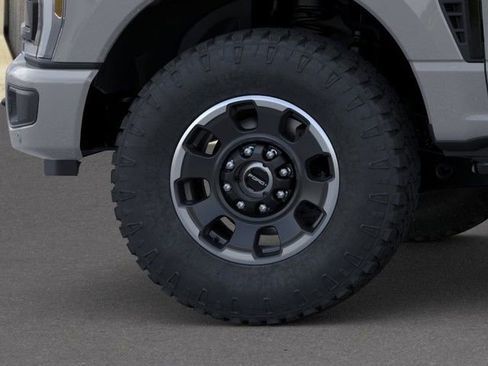 New 2026 Ford F250 Platinum w/ Tremor Off-Road Package AWD/4WD image 19
