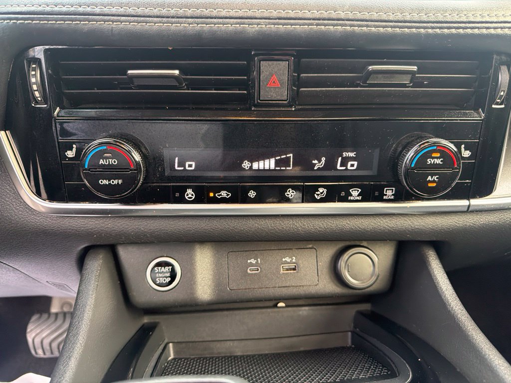 Used 2021 Nissan Rogue SV w/ Premium Package AWD/4WD image 22