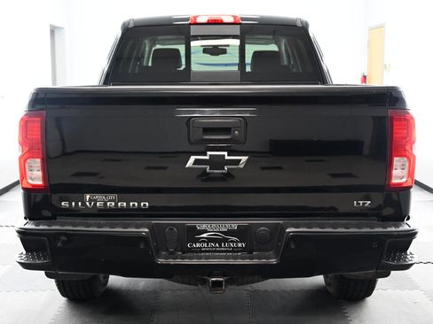 Used 2017 Chevrolet Silverado 1500 LTZ Z71 w/ LTZ Plus Package AWD/4WD image 3