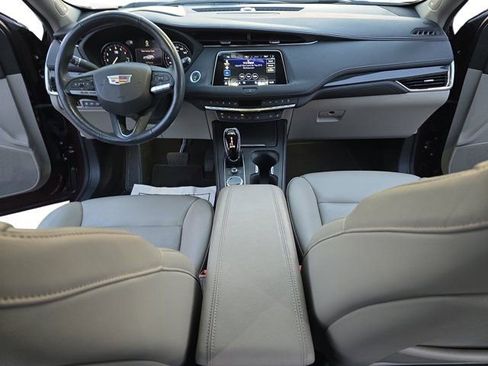 Certified 2023 Cadillac XT4 Premium Luxury w/ Technology Package image 9