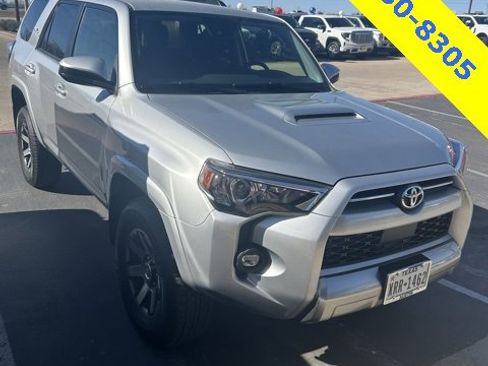 Used 2024 Toyota 4Runner TRD Off-Road image 3
