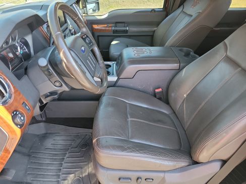 Used 2015 Ford F350 King Ranch w/ FX4 Off-Road Package image 4