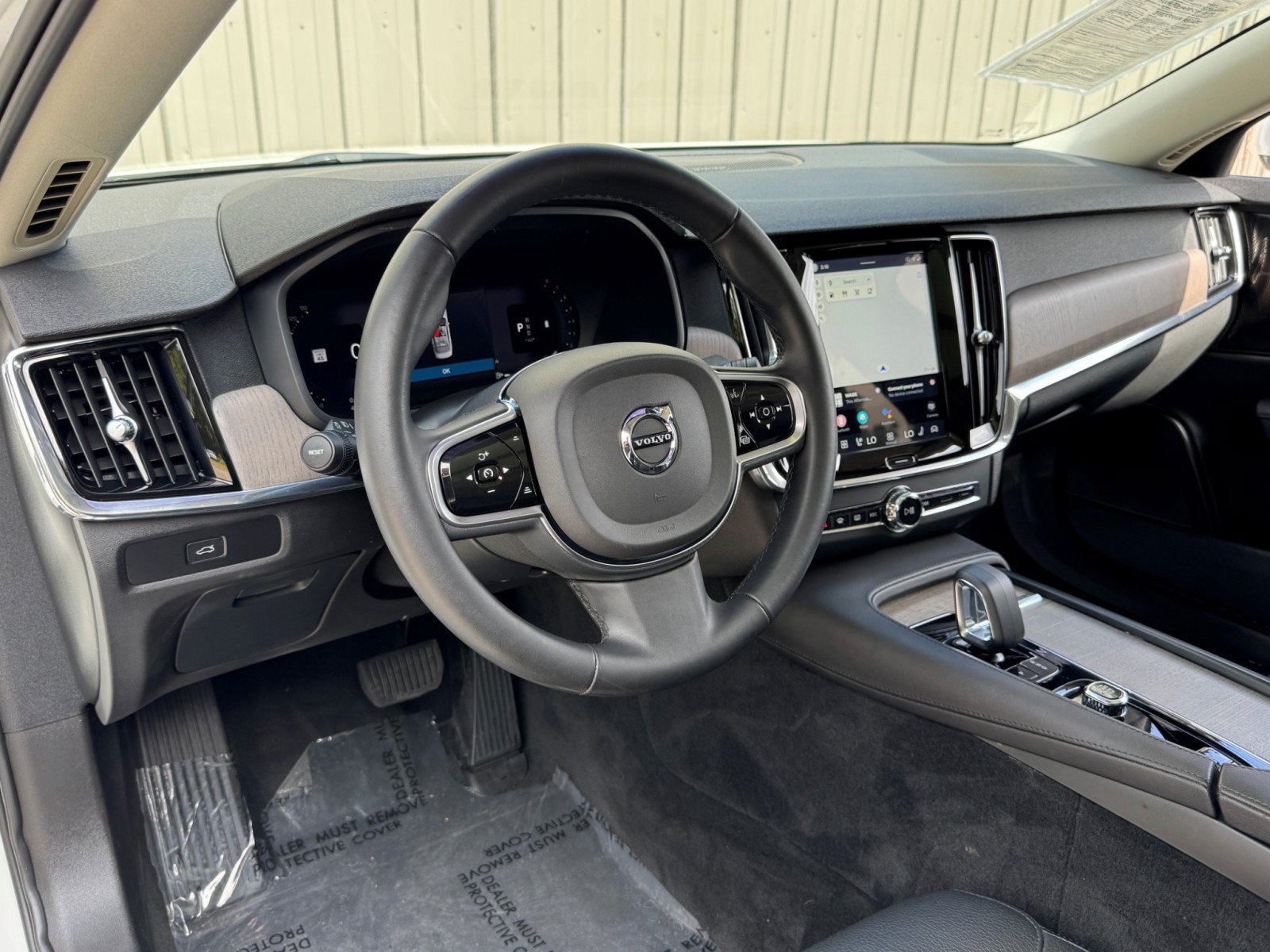 Used 2024 Volvo S90 B6 Plus w/ Protection Package Premier AWD/4WD image 13