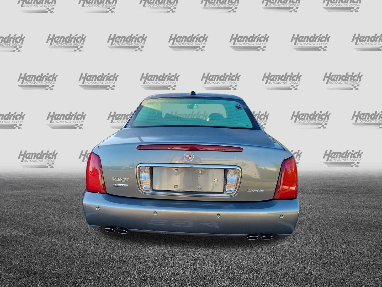Used 2004 Cadillac De Ville DHS w/ Equipment Group FWD image 9