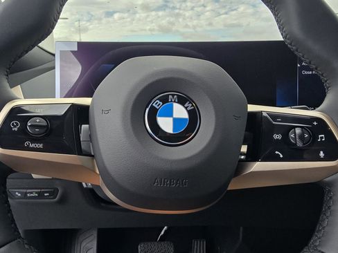 New 2026 BMW iX xDrive60 w/ Premium Package image 19