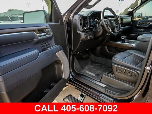 Used 2024 Chevrolet Silverado 1500 High Country w/ High Country Premium Package AWD/4WD image 63