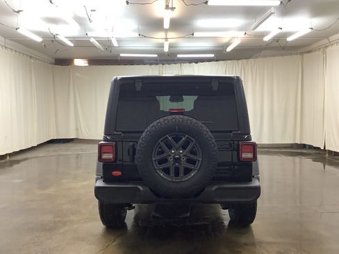 New 2026 Jeep Wrangler Unlimited Sport w/ Convenience Group AWD/4WD image 7