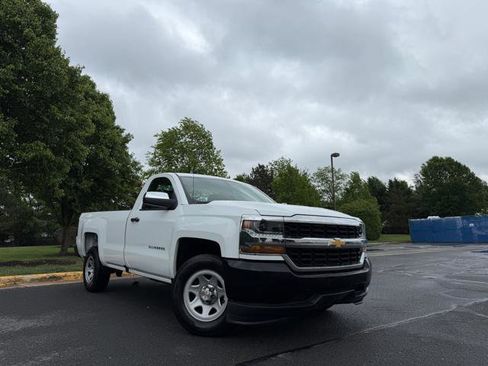 Used 2018 Chevrolet Silverado 1500 W/T RWD image 2