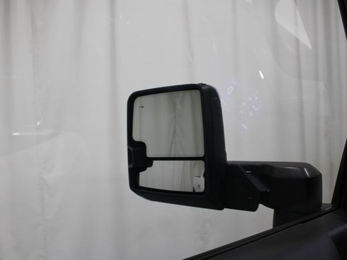 Used 2024 Chevrolet Silverado 2500 High Country w/ Technology Package AWD/4WD image 23