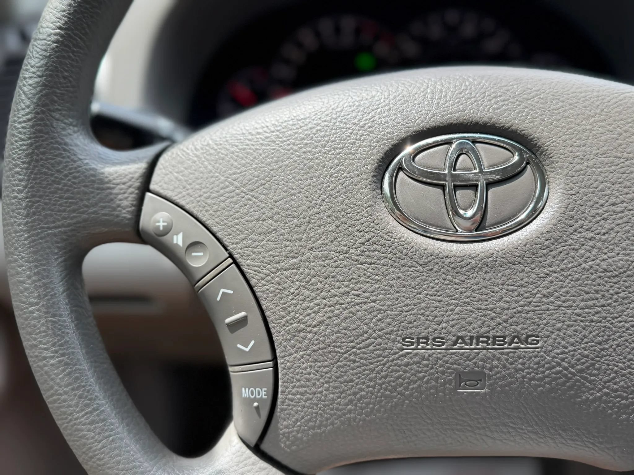 Used 2005 Toyota Camry LE FWD image 27