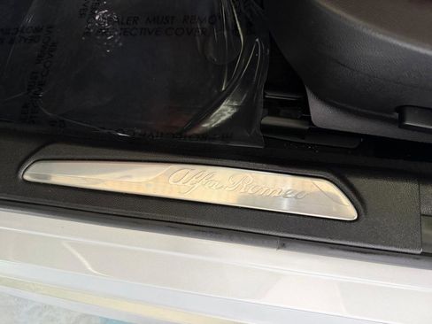 Used 2020 Alfa Romeo Giulia Ti w/ Nero Edizione RWD image 14