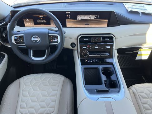 New 2026 Nissan Armada Platinum image 9