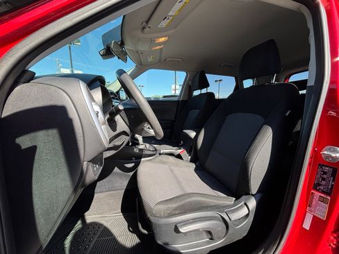 Used 2024 Kia Soul LX FWD image 11