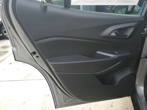 New 2026 Chevrolet Trax RS w/ Sunroof Package image 15