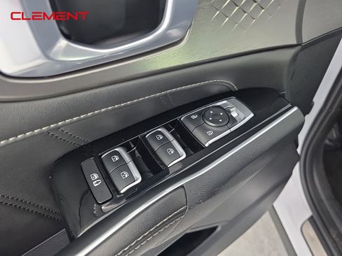 Used 2022 Kia Sorento SX image 23