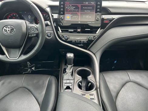 Used 2022 Toyota Camry XSE w/ Navigation Package image 12
