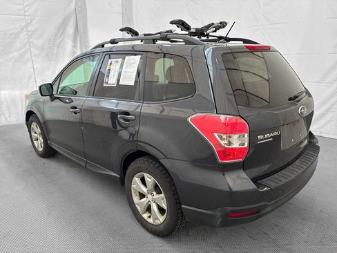 Used 2015 Subaru Forester 2.5i Premium AWD/4WD image 4