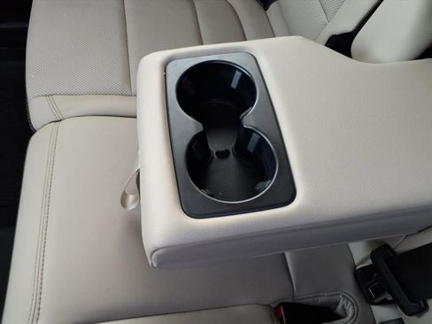 Used 2020 Ford Escape SEL image 12