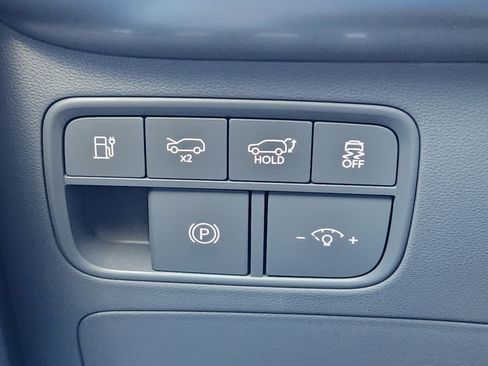 New 2026 Hyundai Ioniq 9 SE image 32