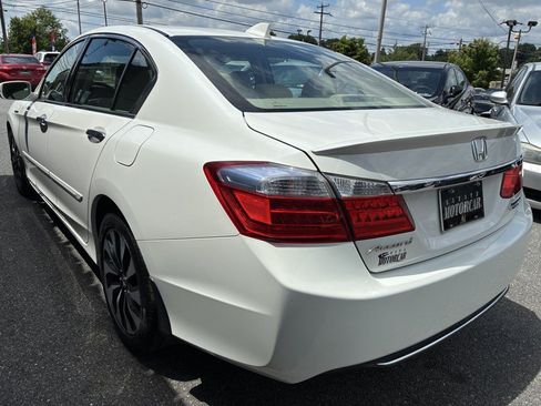 Used 2014 Honda Accord Touring image 4