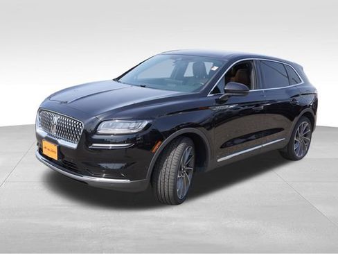 Used 2022 Lincoln Nautilus Reserve w/ Equipment Group 201A AWD/4WD image 11