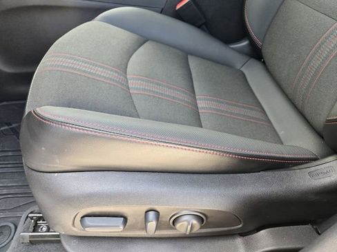 Used 2024 Chevrolet Equinox RS image 26