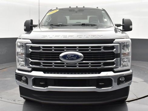 Used 2024 Ford F250 XLT image 14