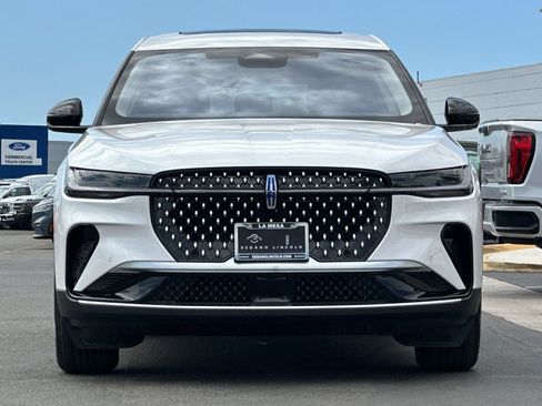 New 2026 Lincoln Nautilus Premier w/ Equipment Group 102A AWD/4WD image 8