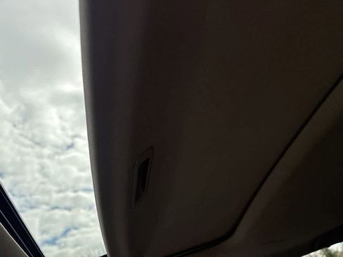 Used 2017 Honda Pilot EX-L image 18