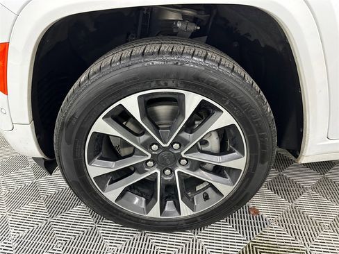 Used 2021 Jeep Grand Cherokee L Overland w/ Advanced Protech Group III image 12