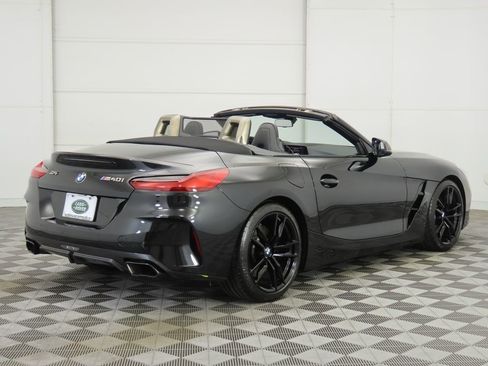 Used 2020 BMW Z4 M40i w/ Premium Package image 5