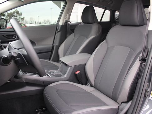 Used 2025 Subaru Crosstrek 2.0i Premium image 10