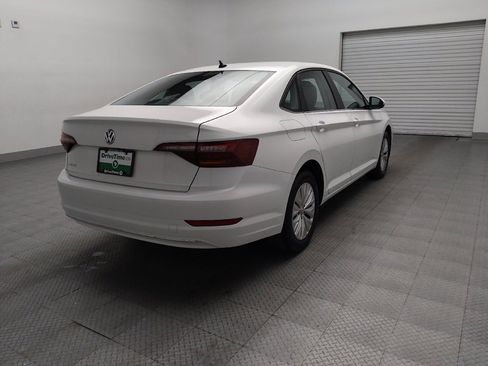 Used 2019 Volkswagen Jetta S w/ Driver Assistance Package image 9
