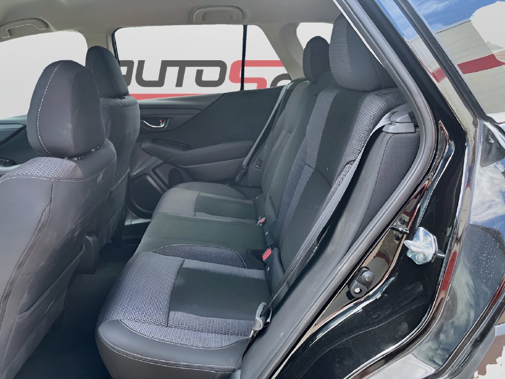 Used 2025 Subaru Outback Premium AWD/4WD image 24