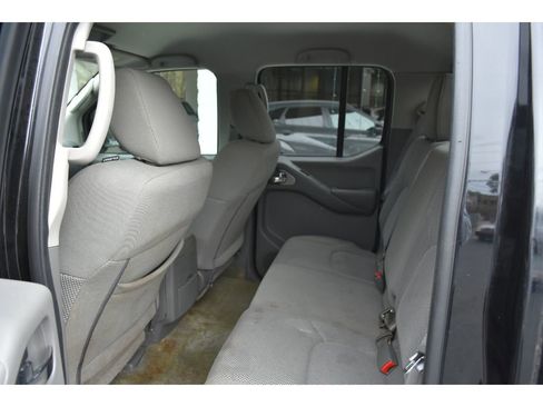 Used 2018 Nissan Frontier SV w/ Value Truck Package image 10